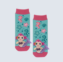 Load image into Gallery viewer, Messy Moose Socks